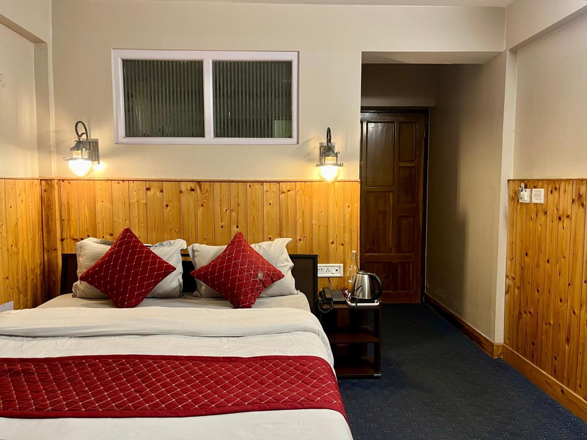 Himalayan Gorkha Retreat II Free Parking Hotel Darjeeling  Exterior photo